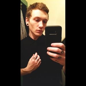 Meet your Posher, Quin